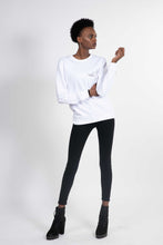 Load image into Gallery viewer, LE  SWEAT-SHIRT BLANC CŒUR DE FENIX
