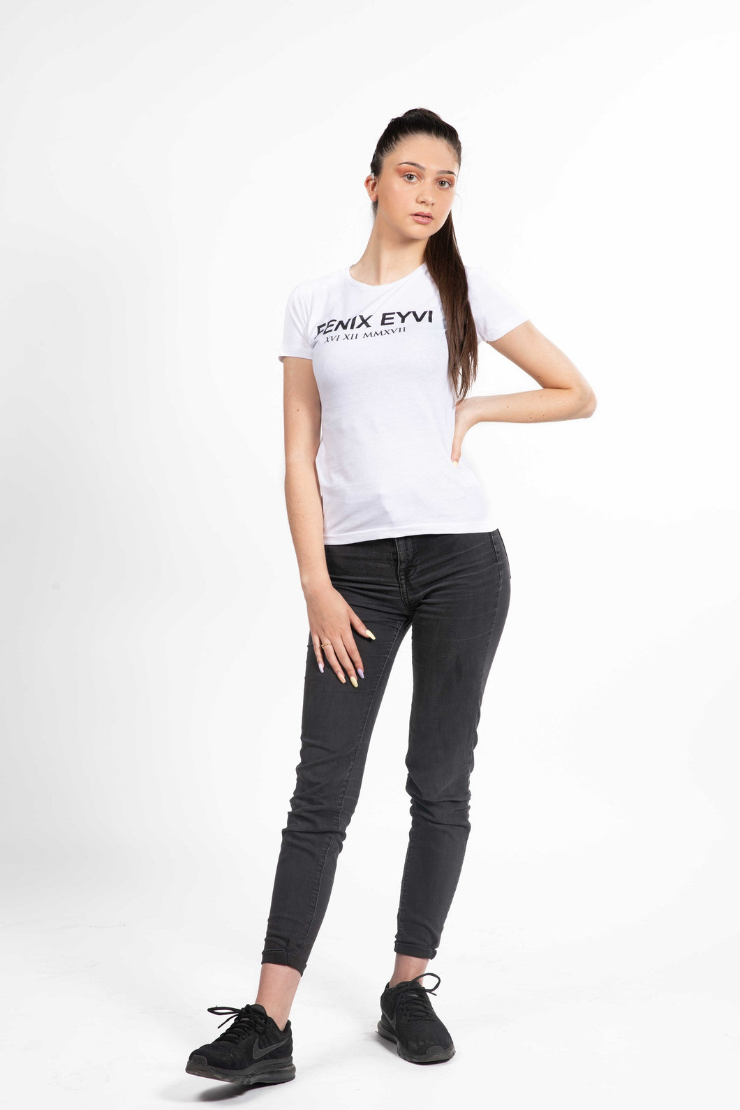 LE T-SHIRT FEMME FENIXEYVI COUPE AJUSTÉE EN COTON BLANC